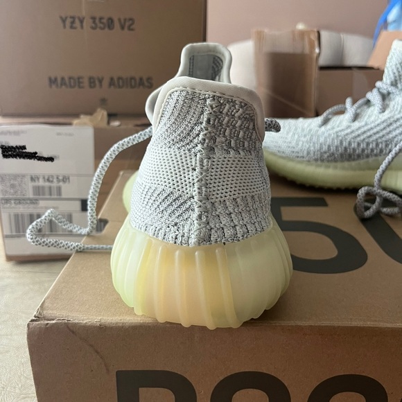 SOLD Yeezy Boost 350 V2 ‘Yeshaya Reflective’ - Picture 5 of 13